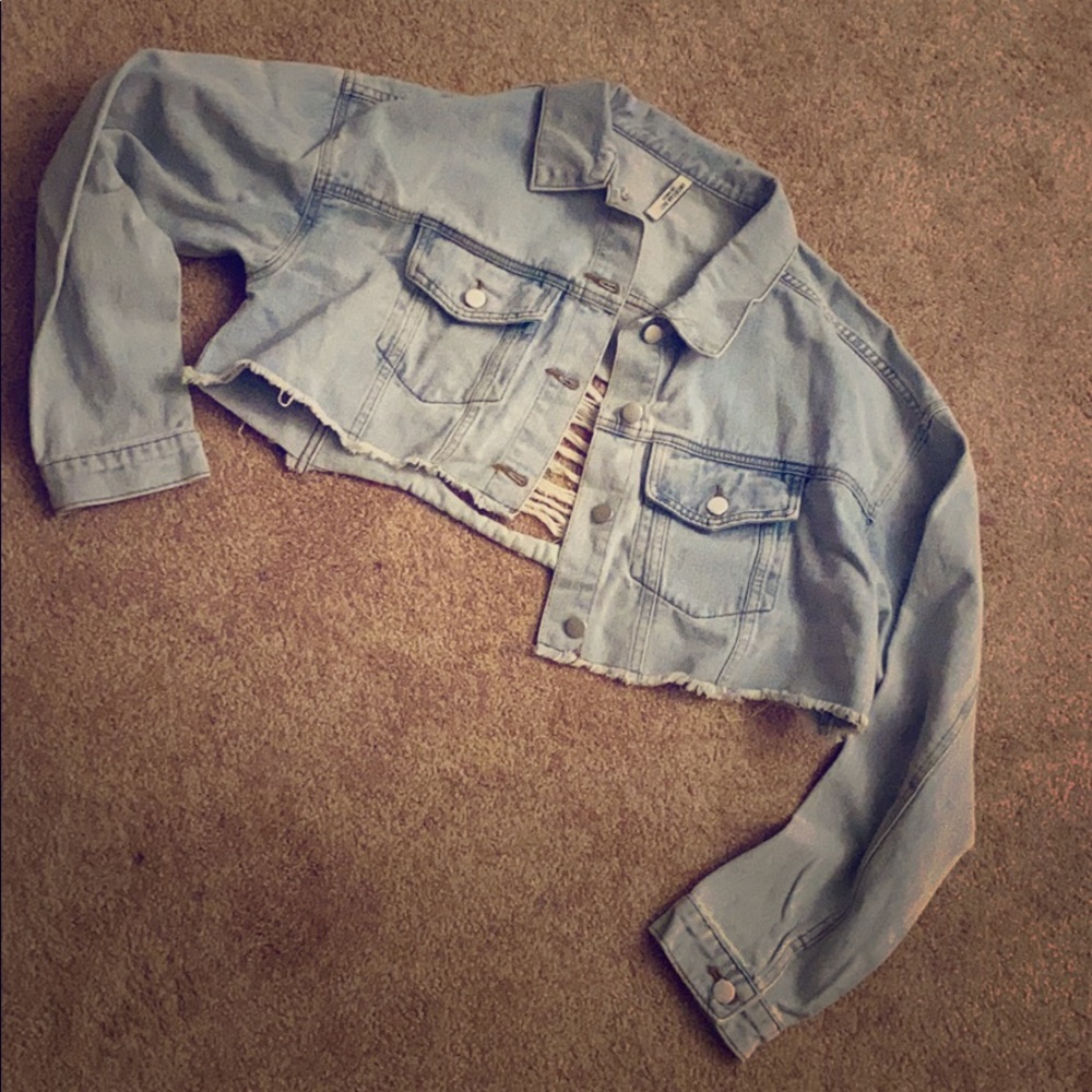 Cropped jean jacket